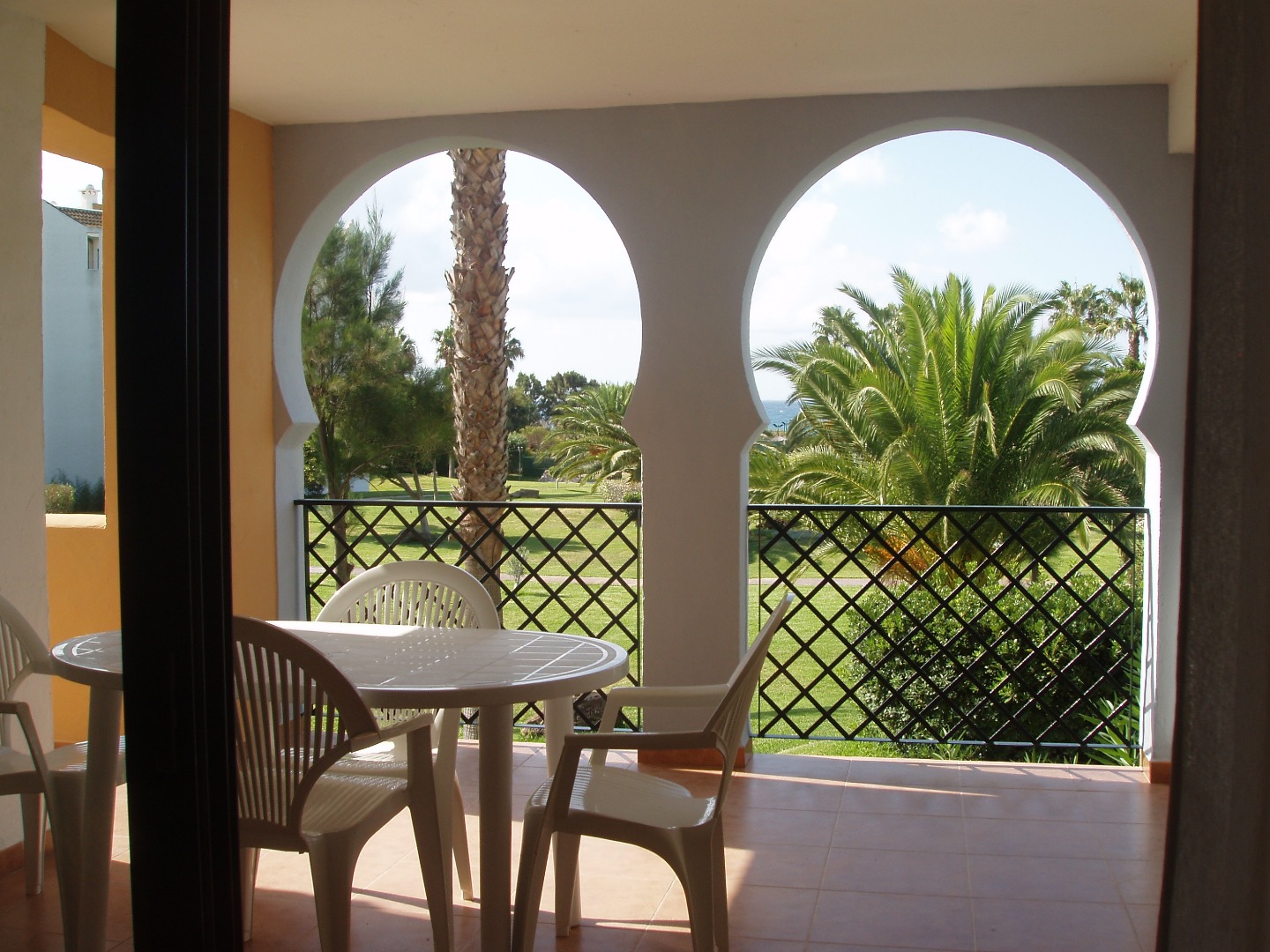 Frontal de 0 dormitorios de 6 plazas